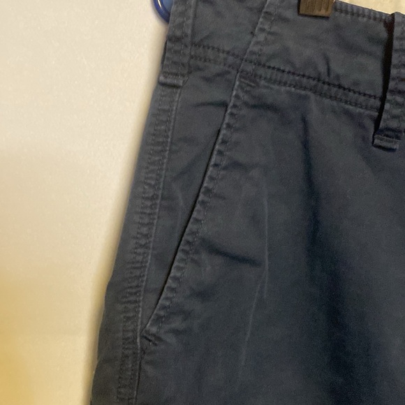 Holister navy men’s shorts - Picture 2 of 5